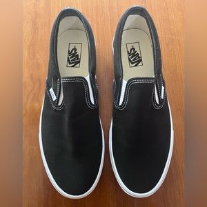 Men’s Vans Classic Slip Ons Black Size 11.5